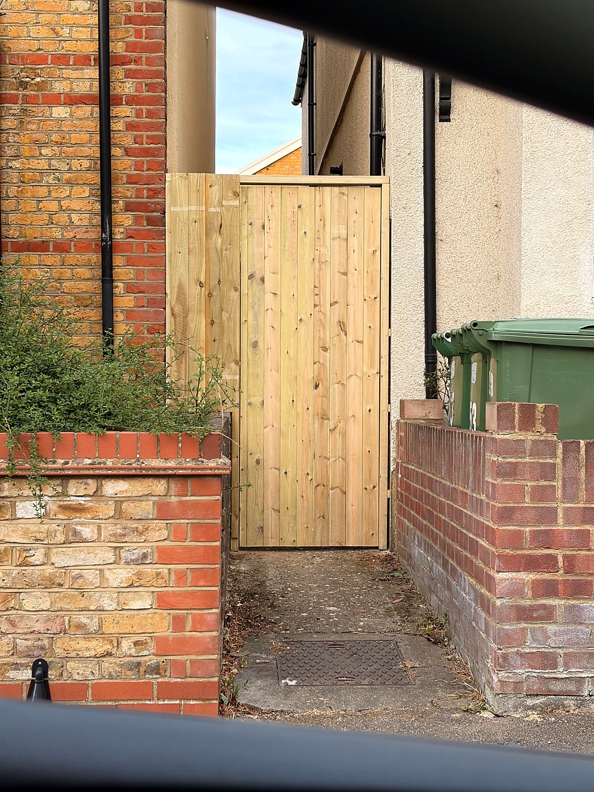 Security gate