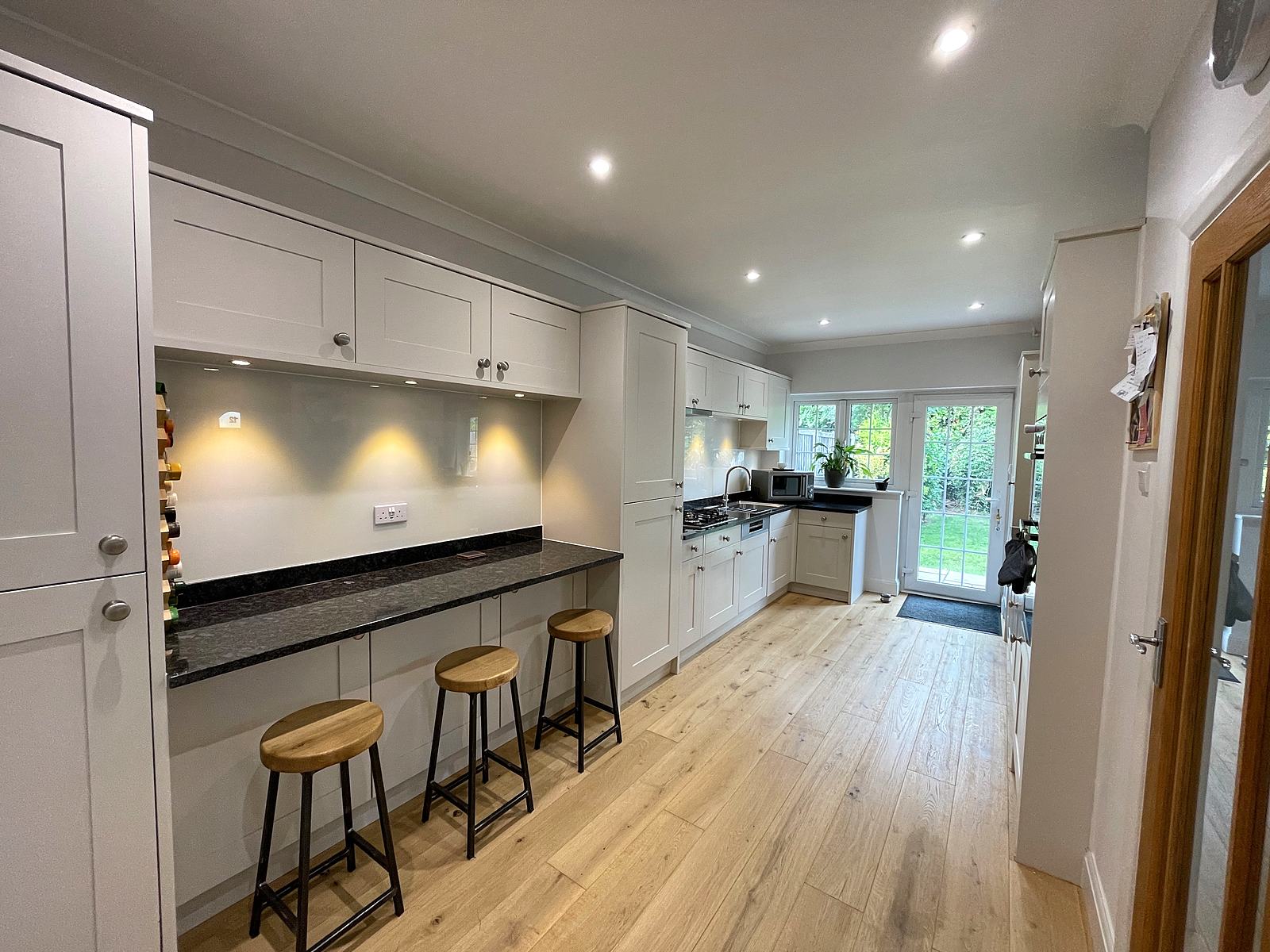 White shaker kitchen