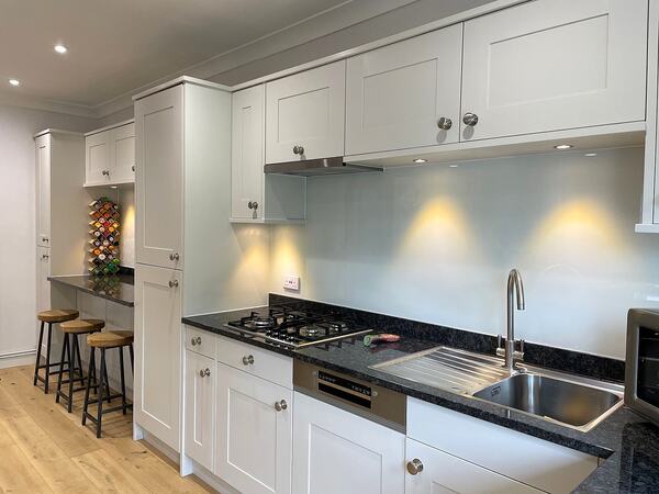 White shaker kitchen